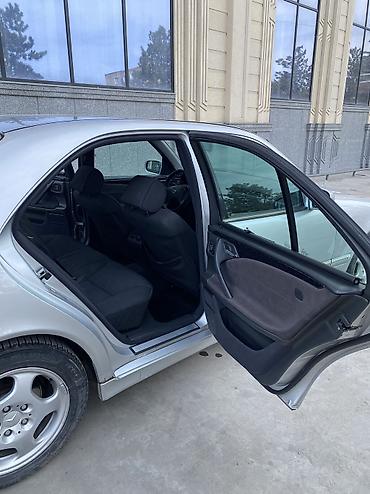 Mercedes-Benz: Mercedes-Benz E-Class: 2000 г., 3.2 л, Автомат, Бензин at lalafo.kg — 13 Mercedes-Benz: Mercedes-Benz E-Class: 2000 г., 3.2 л, Автомат, Бензин — 13