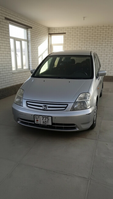 Honda: Honda Stream: 2002 г., 0.2 л, Механика, Бензин, Минивэн — 1