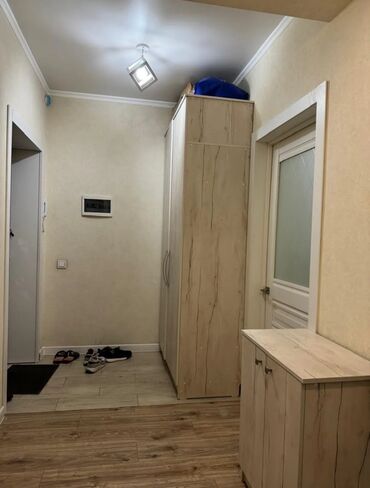 снять квартиру на длительный срок дешево: 1 бөлмө, Кыймылсыз мүлк агенттиги, Чогуу жашоосу жок, Толугу менен эмереги бар