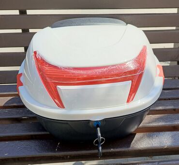 Moto dəbilqələr: Moto Kaska 35azn Super endirimlərlə 2 ci şəkildəki Moto Dəbilqə 29-azn — 33