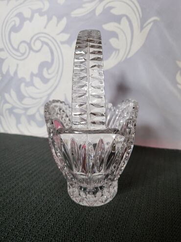 Činije: Korpa nova kristal,rucni rad Anna Hutte iz 70ih. Korpa,sve na njoj — 9