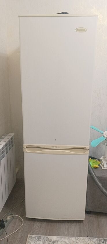 скупка старых холодильников: Муздаткыч AEG, Колдонулган, Бир камералуу, Less frost, 60 * 165 * 55