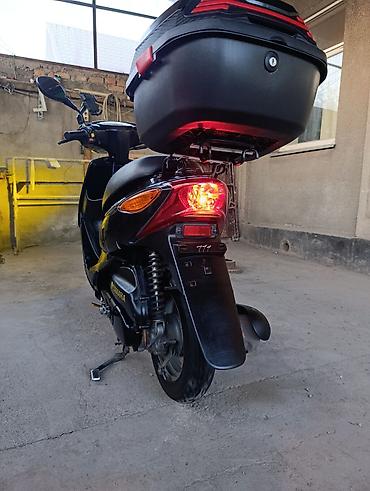 yamaha jog: Скутер Yamaha Jog, черный цвет. Характеристики и оснащение: - Легкий — 7