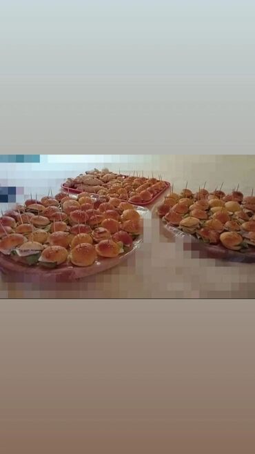 Peciva, pekarski proizvodi: Slani rolat je ukusno pecivo, idealno za razne prilike. Dugačkog je — 3