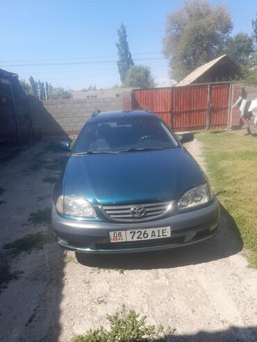 Toyota: Toyota Avensis: 2001 г., 1.8 л, Механика, Бензин, Универсал