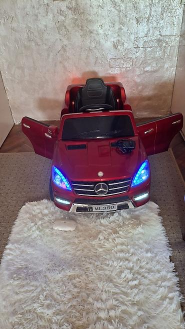 lepe patike: Dečiji električni automobil – Mercedes-Benz ML350 4MATIC, crvene boje — 5