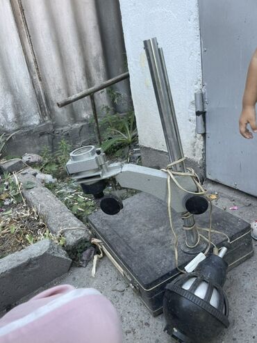 проектор для дома: Фотоувеличитель с вертикальной стойкой и подвижной головкой