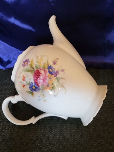 Čajnici: Bokal veci Hass--Czjzek 1918 do 1938g.Cehoslovacka. Bokal,perfektan — 12