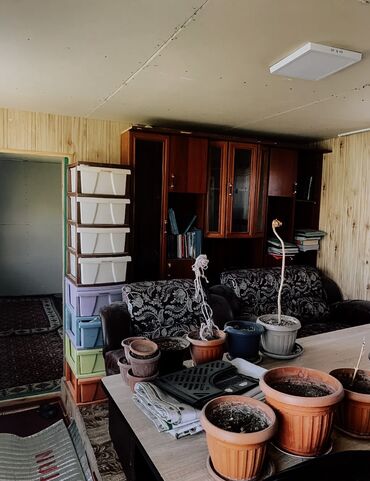 Продажа домов: Времянка, 50 м², 2 комнаты, Собственник, Старый ремонт at lalafo.kg — 8 Продажа домов: Времянка, 50 м², 2 комнаты, Собственник, Старый ремонт — 8