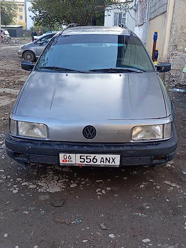 Volkswagen Passat Variant: 1989 г., 1.8 л, Механика, Бензин, Универсал