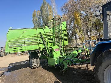 Кормоуборочные комбайны: Прицепной силосоуборочный/кормоуборочный подборщик-погрузчик Stoll — 4