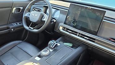 BAW: BAW : 2024 г., 1.5 л, Автомат, Гибрид, Внедорожник — 11