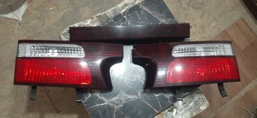 Стоп-сигналы: Комплект стоп-сигналов Toyota 2003 г., Б/у, Оригинал, Япония at lalafo.kg Стоп-сигналы: Комплект стоп-сигналов Toyota 2003 г., Б/у, Оригинал, Япония