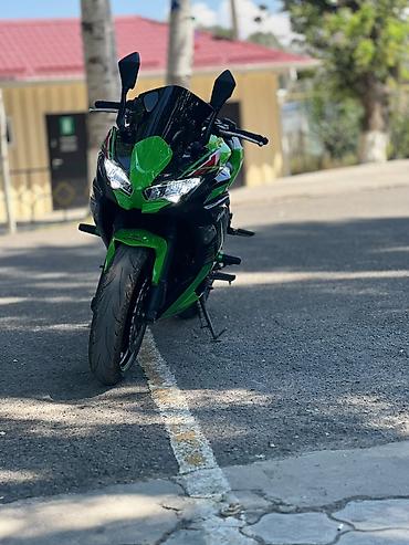 Унаа: Kawasaki Ninja 650 — спортивный дорожный мотоцикл в фирменной — 6