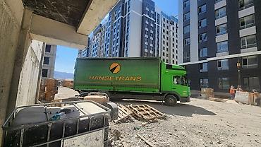большой морозильник: Грузоперевозки на тентованном грузовике HANSETRANS. Подходит для — 1