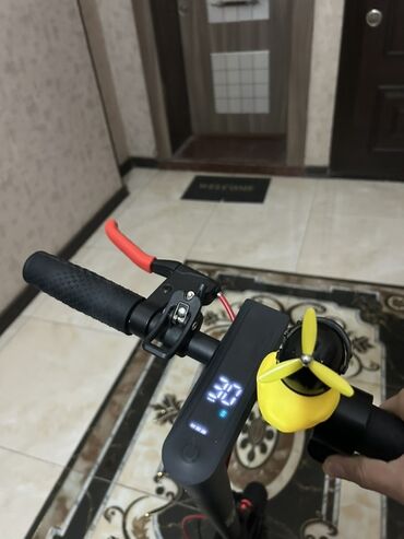 Elektrikli samokatlar: Riyal alaiciya endirim olunacaq Təsvir: - Şəhər içi rahat hərəkət üçün — 7