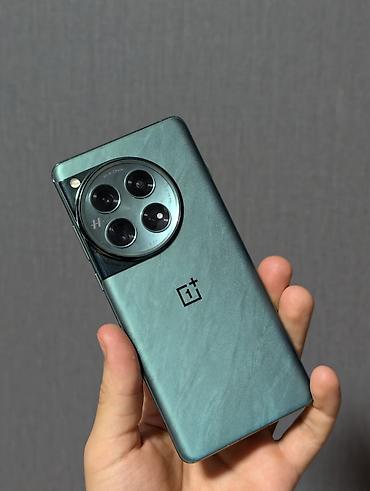 телф: OnePlus 12, Б/у, 512 ГБ, цвет - Зеленый, 2 SIM — 1
