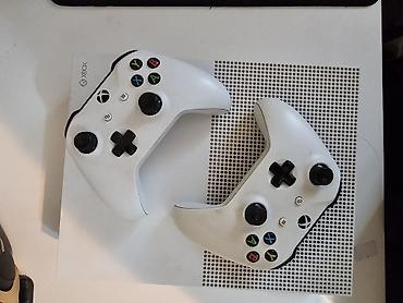xbox wireless controller: Срочно продам Xbox One S В комплекте: 2 геймпада 3 игры: МKXI, PVZ — 1
