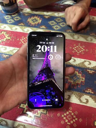 Apple iPhone: IPhone X, Ağ — 9