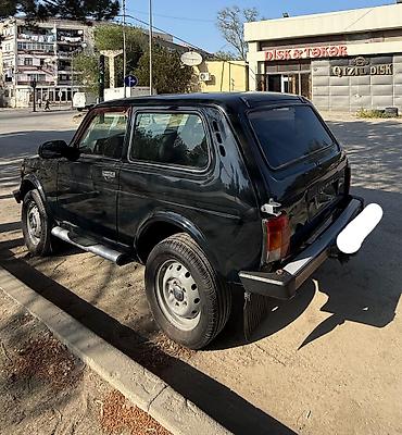 kredit niva: VAZ (LADA) 4x4 Niva: 1.7 l | 2015 il 4700 km Universal — 4