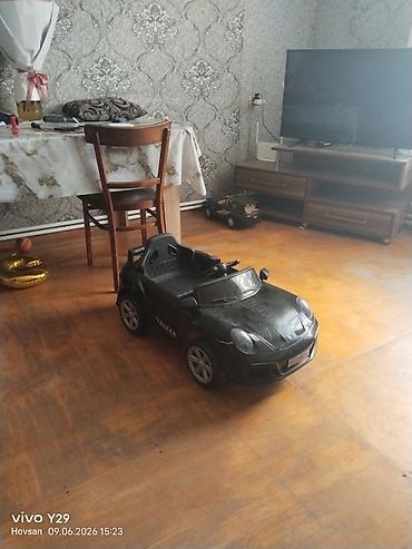 kabri: Uşaq üçün elektrikli maşın - Rəng: qara - Korpus: sport tipli — 1