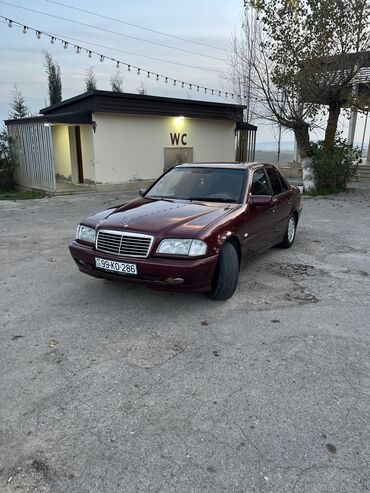 Mercedes-Benz: Mercedes-Benz C 180: 1.8 l | 1997 il Sedan — 17