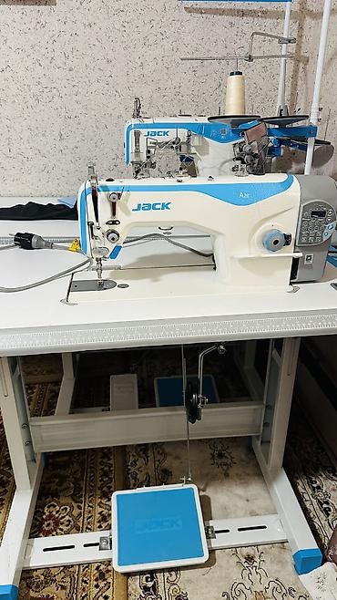 jack a4f: Швейная машина Jack, Оверлок, Автомат — 1