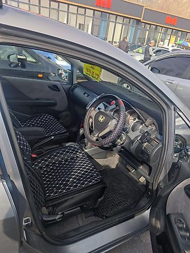 Honda: Honda Fit: 2005 г., 1.3 л, Автомат, Бензин, Хэтчбэк — 4