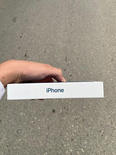 karobkalar: Məhsul: Apple iPhone (mavi rəng) – qutu

Yeni kimidir tər təmizdir — 2