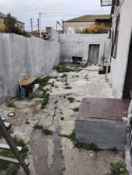 Həyət evləri və villaların satışı: M.Ə. Rəsulzadə qəs. 4 otaqlı, 70 kv. m, Orta təmir — 11