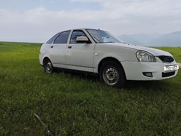 VAZ (LADA): Lada Priora hatchback – ağ rəng, kondisionerli. Xüsusiyyətlər və — 16