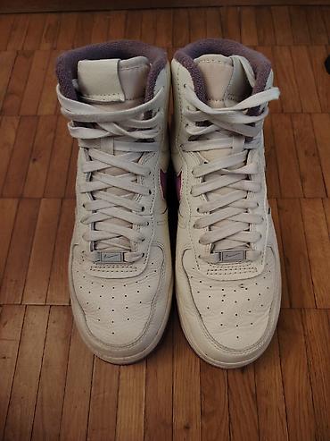 Nike Air Force 1 High patike - Model: Air Force 1 High sa kaišem oko