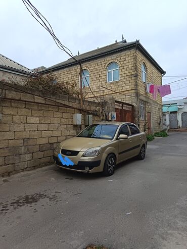 Kia: Kia Rio: 1.4 l | 2008 il Sedan — 3
