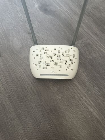 wifi modemler: İnternet modem,heç bir problem yoxdur,az işlənib,təzə.Model: TP-LİNK