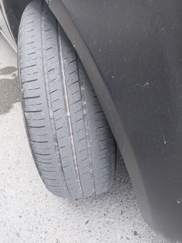 13 luk teker: İşlənmiş Disk təkər Kia 165 / 65 / R 14, 4 Boltlu