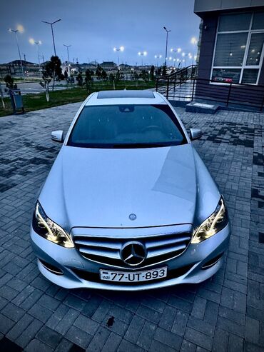 mersedes yan guzguler: Mercedes-Benz 220: 2.2 l | 2015 il Sedan