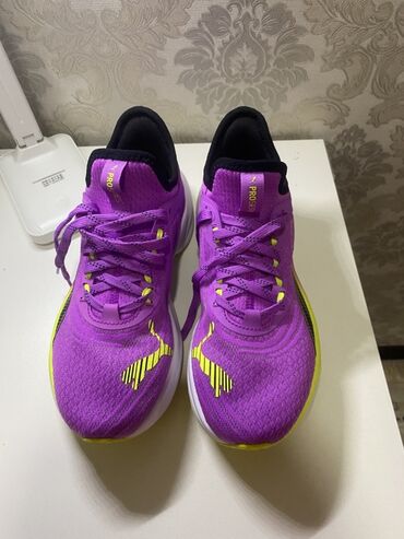 Беговые кроссовки Puma Deviate Nitro (женские) - Цвет