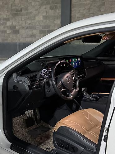 Lexus: Lexus ES: 2022 г., 2.5 л, Автомат, Гибрид, Седан — 10