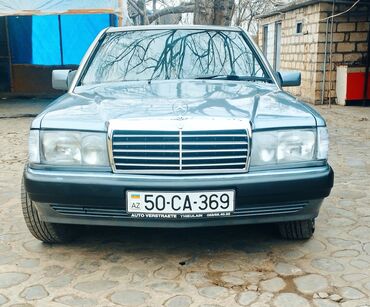 190 mersedes: Mercedes-Benz 190 (W201): 2 l | 1992 il Sedan