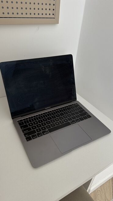 маленький ноутбук: Ноутбук, Apple, 8 ГБ ОЗУ, 13.3 ", Б/у, память SSD