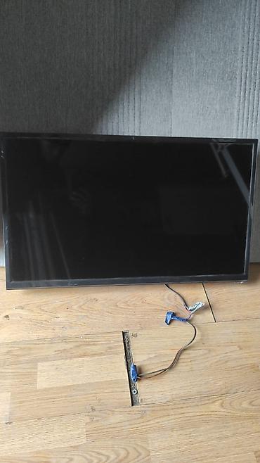 box tv: Monitor 120 AZN 
Gözləmə kreslosu 3lü 130 AZN 
Kreslo 20 AZN — 2