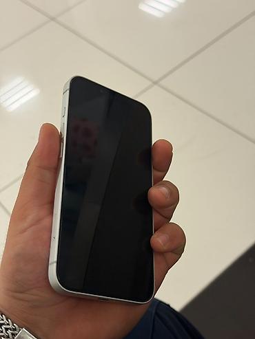 apple ipad 2: IPhone 16e, 128 GB, Gümüşü, Simsiz şarj, Face ID, Sənədlərlə — 3