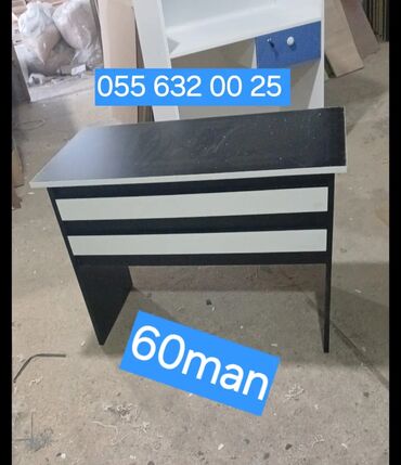 Ofis masaları: Yeni, İşçi üçün, Dördbucaq masa — 4