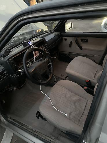 салон гольф 4: Volkswagen Golf: 1987 г., 1.6 л, Автомат, Бензин, Хэтчбэк — 6