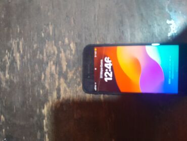 iphone se 2020 ikinci el: IPhone SE 2020, 128 ГБ, Черный, Отпечаток пальца, Face ID