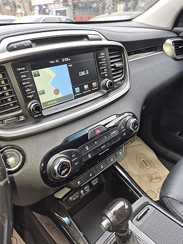 Kia: Kia Sorento – geniş və rahat krossover Xüsusiyyətlər və təchizat: - — 23