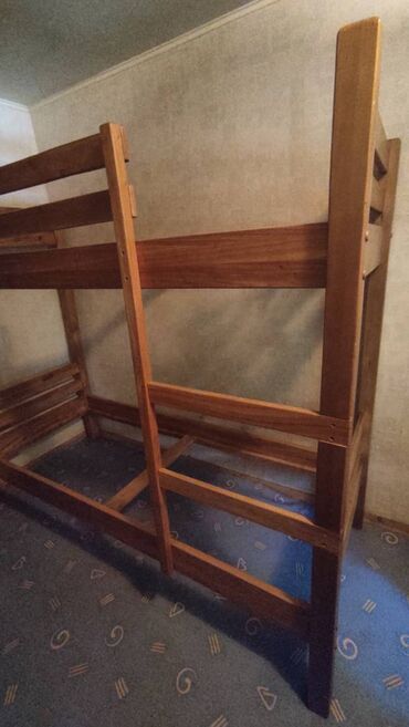 Двухъярусные кровати: Двухъярусная кровать, Б/у, С выкатной системой — 8