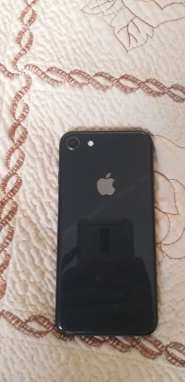 Apple iPhone: IPhone 8 | Б/у | 64 ГБ Jet Black | Защитное стекло, Коробка | Touch ID