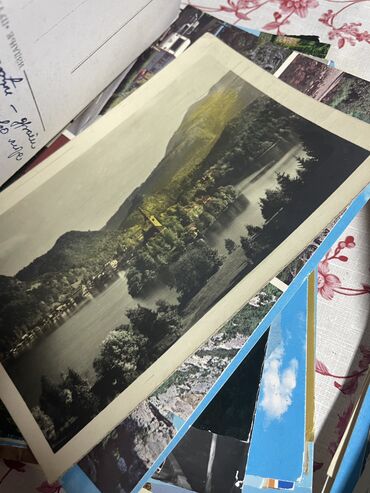 Numizmatika i filatelija: Stare razglednice 268 kom U odličnom stanju razglednice.  133 kom — 5