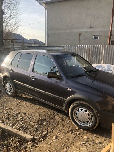 стук машина: Volkswagen Golf GTI: 1992 г., 1.8 л, Механика, Бензин, Хэтчбэк